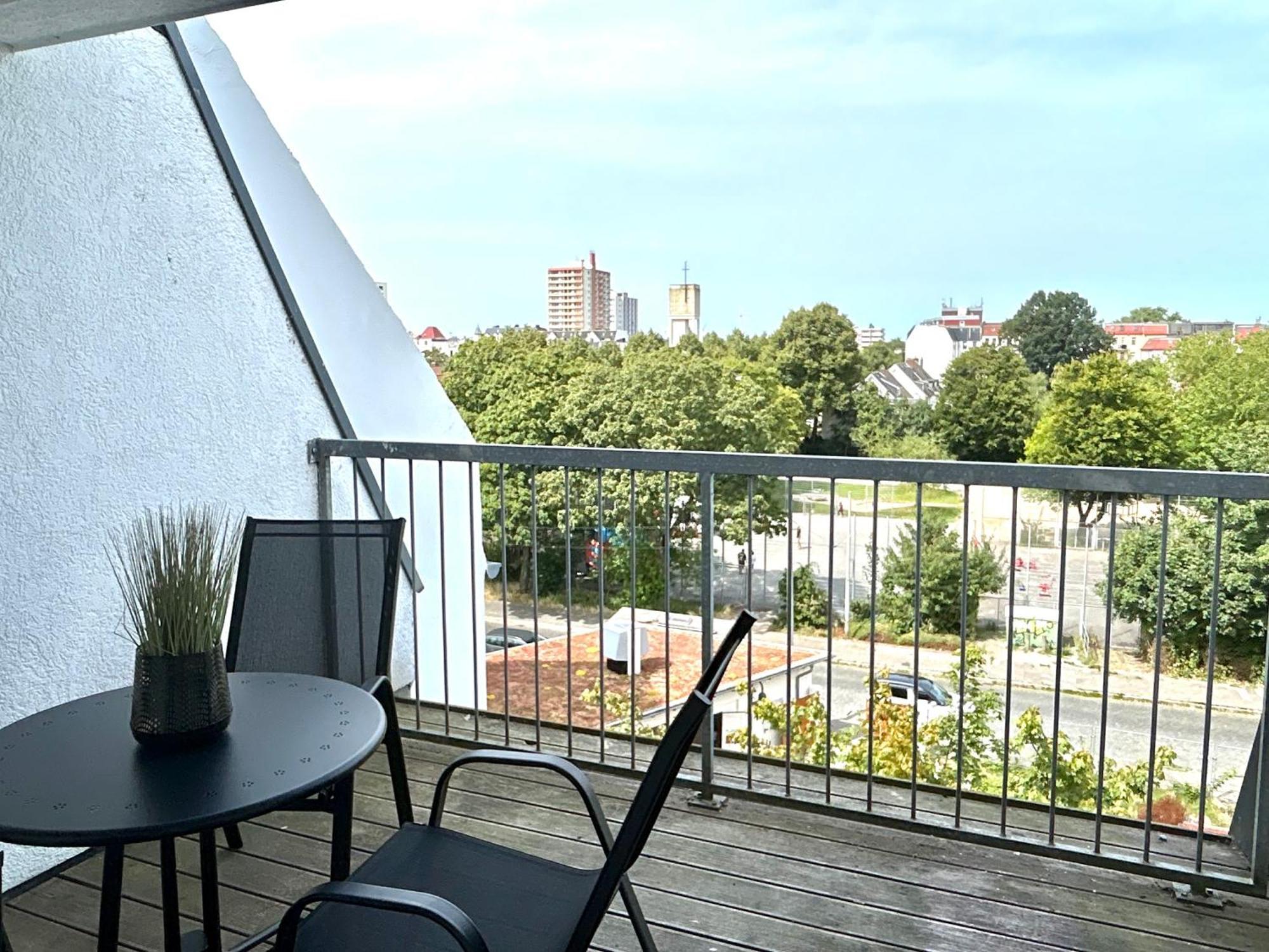 Bhv-3- Und 5-Zimmer Wohnungen Mit Terrasse, 24H Self-Check-In, Tv, Internet, Disneyplus, Waschmaschine Bremerhaven Esterno foto
