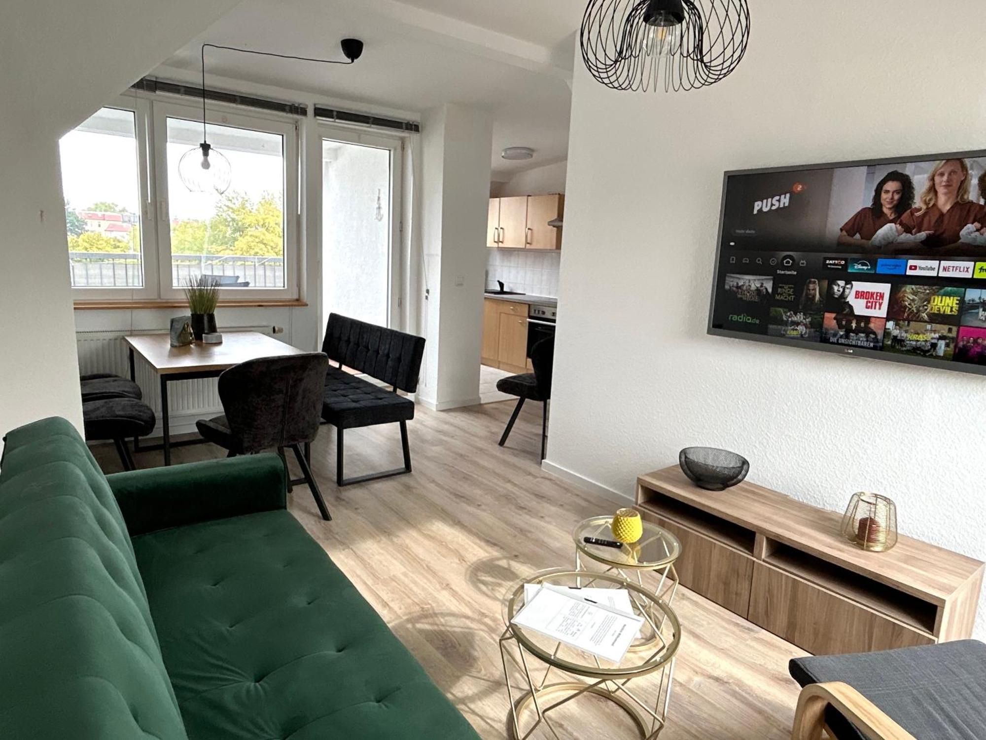 Bhv-3- Und 5-Zimmer Wohnungen Mit Terrasse, 24H Self-Check-In, Tv, Internet, Disneyplus, Waschmaschine Bremerhaven Esterno foto